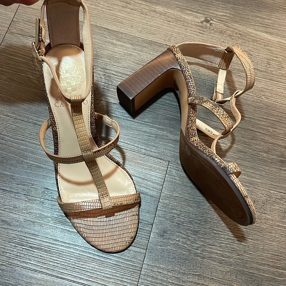 Vince Camuto - Brown Heels - 5 1/2 (M/36)